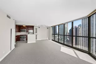 10 E Ontario St, Chicago, IL 60611 - Photo 4