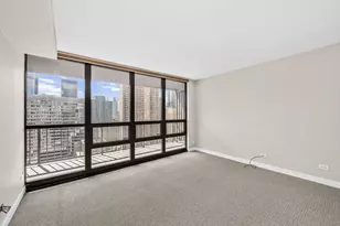 10 E Ontario St, Chicago, IL 60611 - Photo 8