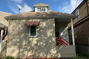 8512 S Manistee Ave, Chicago, IL 60617 - Photo 20