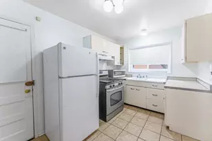 6035 N Damen Ave, Chicago, IL 60659 - Photo 14