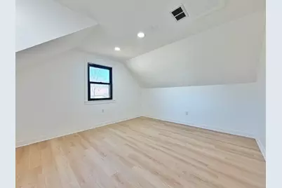 219 E Berkshire Avenue, Lombard, IL 60148 - Photo 28