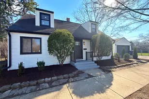 219 E Berkshire Ave, Lombard, IL 60148 - Photo 1