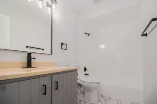 319 Dunning Ave, West Dundee, IL 60118 - Photo 14