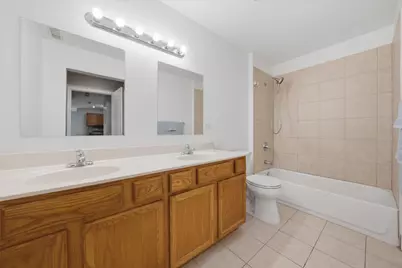 3447 Ridgeland Avenue #104, Berwyn, IL 60402 - Photo 10