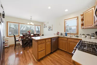 17218 Hillside Avenue, Hazel Crest, IL 60429 - Photo 8