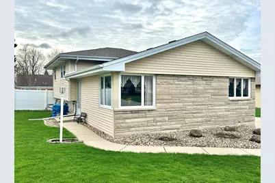 621 Bethel Drive, Joliet, IL 60435 - Photo 2