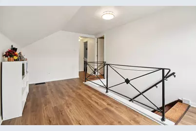 9404 S 55th Court, Oak Lawn, IL 60453 - Photo 10