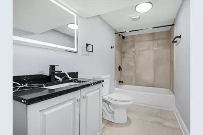 8030 S Constance Avenue, Chicago, IL 60617 - Photo 20