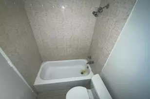 233 E Erie St, Chicago, IL 60611 - Photo 10