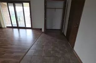 9950 Treetop Dr, Orland Park, IL 60462 - Photo 4