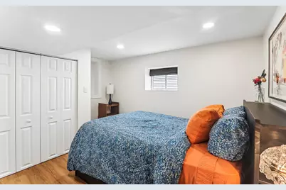 5435 N Lieb Avenue, Chicago, IL 60630 - Photo 22