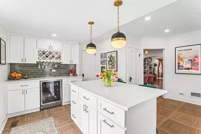 5435 N Lieb Avenue, Chicago, IL 60630 - Photo 10