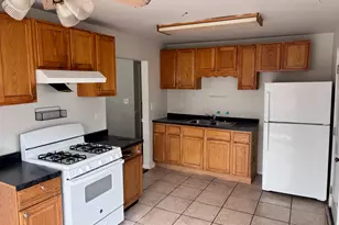 224 Heather Terrace, Round Lake Beach, IL 60073 - Photo 8