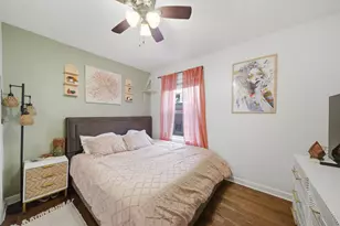 5953 N Winthrop Ave, Chicago, IL 60660 - Photo 8