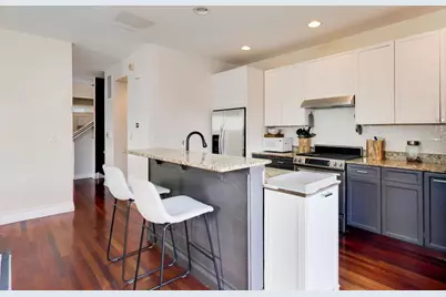 2533 S Stark Street, Chicago, IL 60608 - Photo 10