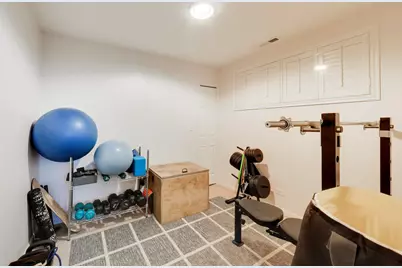 2533 S Stark Street, Chicago, IL 60608 - Photo 32