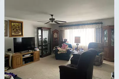 6013 Ridgeway Drive, Woodridge, IL 60517 - Photo 2