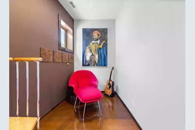 2334 W Medill Avenue, Chicago, IL 60647 - Photo 12