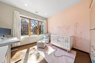 2334 W Medill Ave, Chicago, IL 60647 - Photo 14