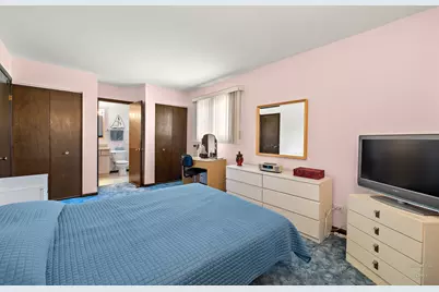 404 Lucille Avenue, Fox River Grove, IL 60021 - Photo 16