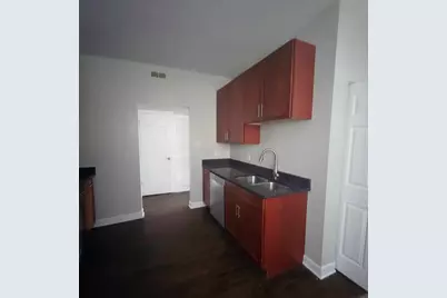 [Address not provided], Chicago, IL 60649 - Photo 6