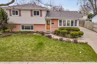 458 N 5th Ave, Des Plaines, IL 60016 - Photo 1