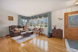 458 N 5th Ave, Des Plaines, IL 60016 - Photo 4