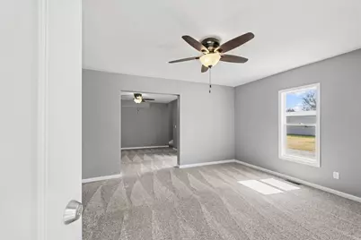 365 N Lincoln Street, Bement, IL 61813 - Photo 6