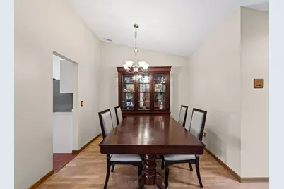 387 Elizabeth Drive #D, Wood Dale, IL 60191 - Photo 4