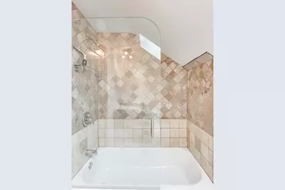 6503 N Maplewood Avenue, Chicago, IL 60645 - Photo 28