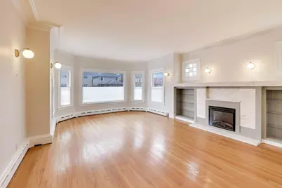 6503 N Maplewood Avenue, Chicago, IL 60645 - Photo 4