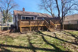 1619 Eastmoreland Ave, Rockford, IL 61108 - Photo 2