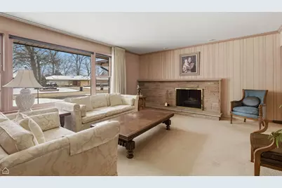 6543 Kolmar Avenue, Lincolnwood, IL 60712 - Photo 4