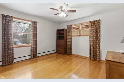 6543 Kolmar Avenue, Lincolnwood, IL 60712 - Photo 10