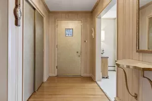 6543 Kolmar Ave, Lincolnwood, IL 60712 - Photo 2