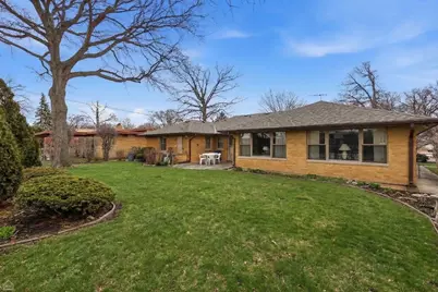 6543 Kolmar Avenue, Lincolnwood, IL 60712 - Photo 18