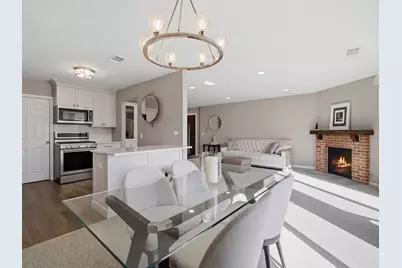 549 Williamsburg Court #2B, Wheeling, IL 60090 - Photo 4