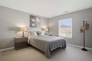 549 Williamsburg Ct, Wheeling, IL 60090 - Photo 18