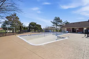 549 Williamsburg Ct, Wheeling, IL 60090 - Photo 30