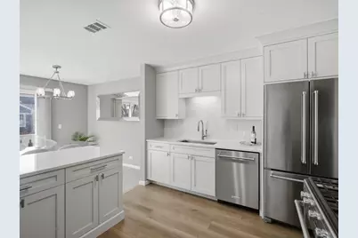 549 Williamsburg Court #2B, Wheeling, IL 60090 - Photo 8