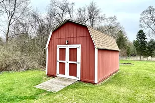 38W480 McDonald Rd, Elgin, IL 60124 - Photo 12