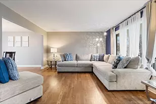 8667 Monaghan Dr, Tinley Park, IL 60487 - Photo 2