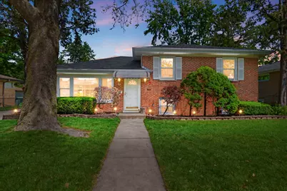 913 S Mitchell Avenue, Elmhurst, IL 60126 - Photo 1