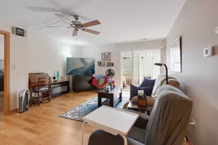 801 N McLean Blvd, Elgin, IL 60123 - Photo 8