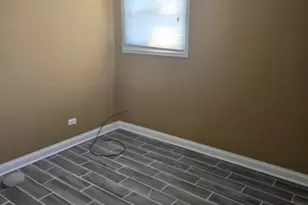 253 Mantua St, Park Forest, IL 60466 - Photo 8