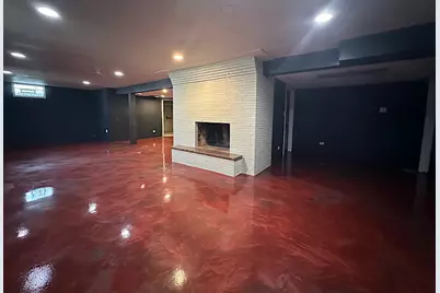 7216 Leonard Drive, Darien, IL 60561 - Photo 14