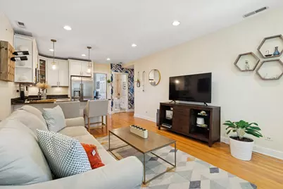 4105 N Lawndale Avenue #301, Chicago, IL 60618 - Photo 4