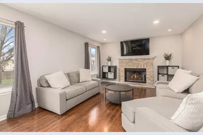 2043 Winchester Trail, Romeoville, IL 60446 - Photo 14