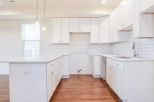 2342 N Lawndale Ave, Chicago, IL 60647 - Photo 14