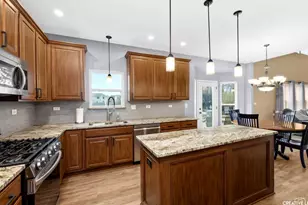 1524 W Mooseheart Rd, North Aurora, IL 60542 - Photo 8